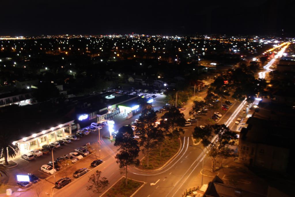 Atlantic Tower Motor Inn Adelaide Exterior foto